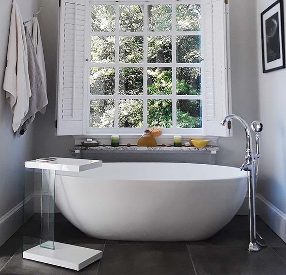 Neptune freestanding tub