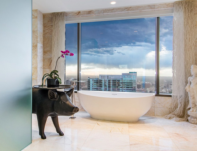 Four Seasons Denver bathroom