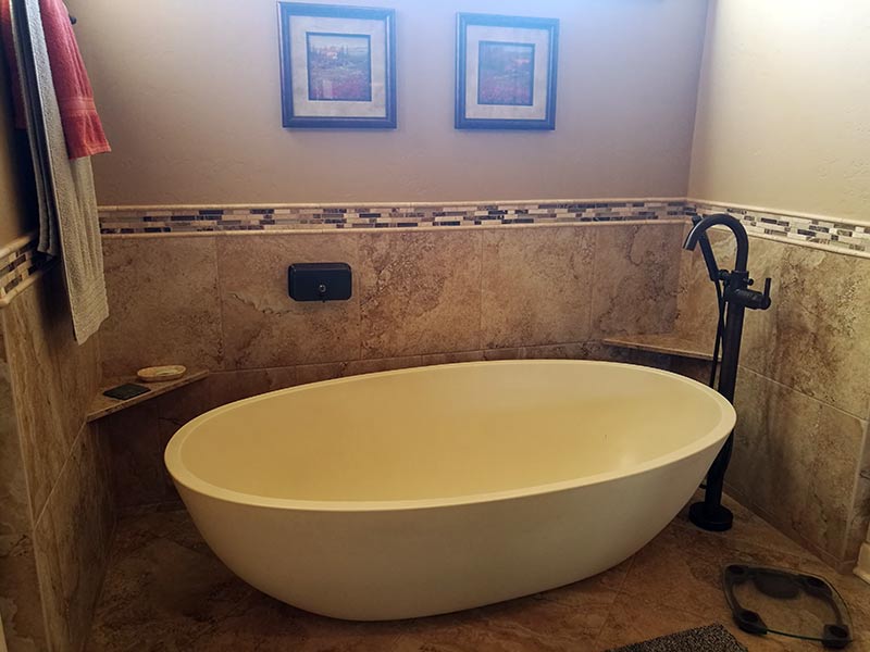 Neptune freestanding bathtub