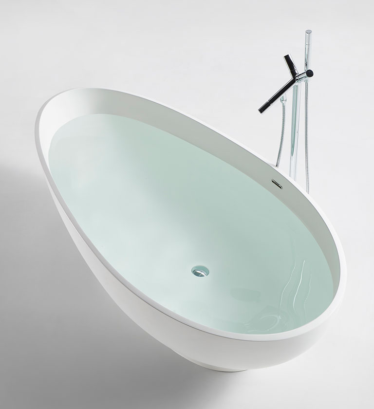 Titan large freestanding tub