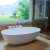 freestanding soaker tub
