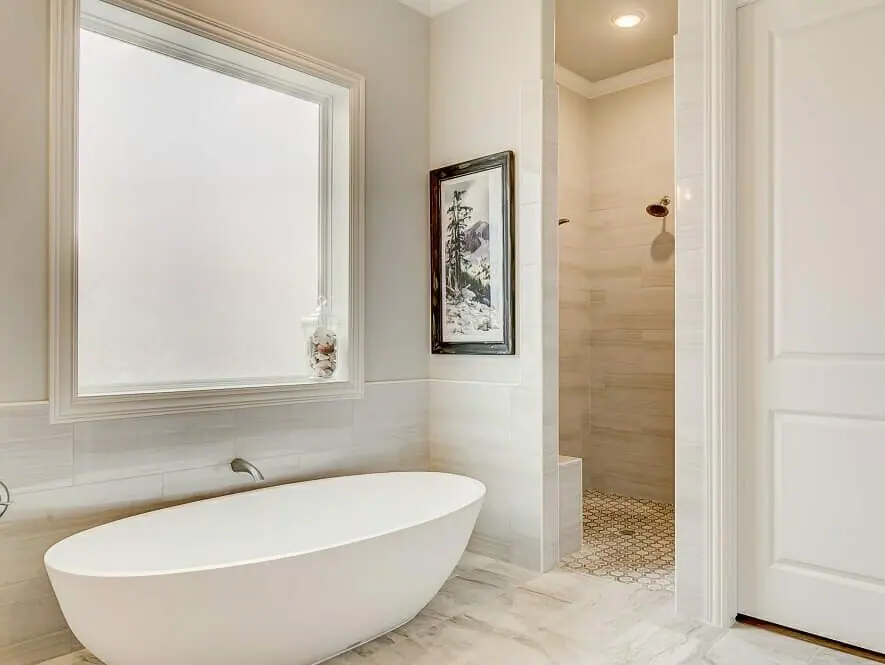 bathtubs that look like stone