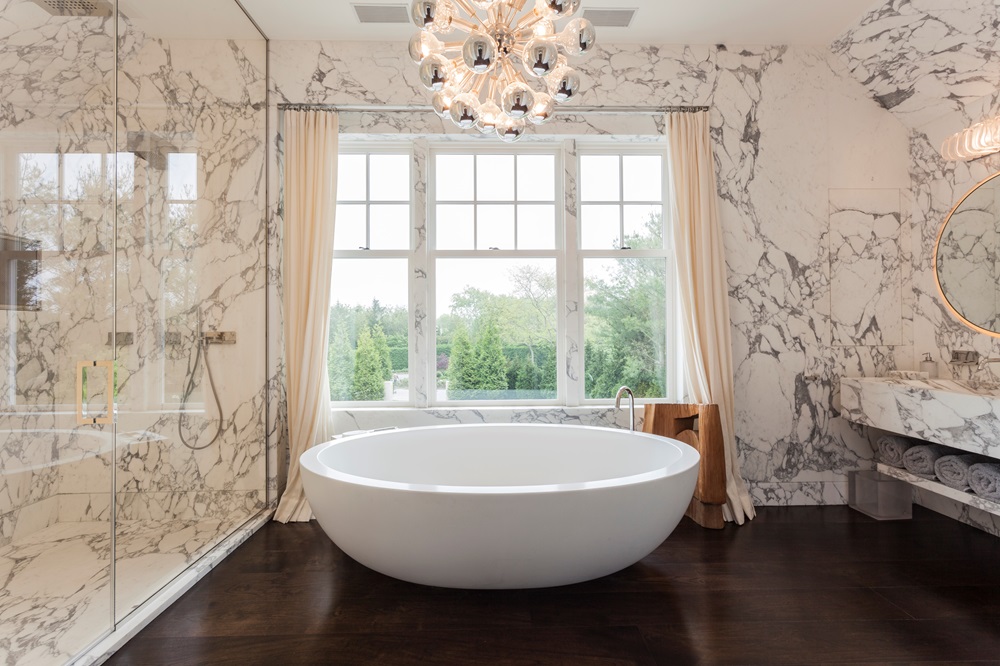 large soaker tub for two