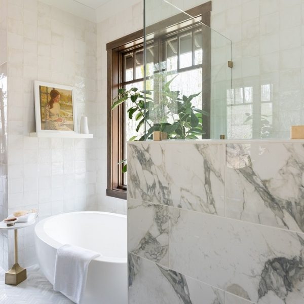 Are Air Jetted Bathtubs Worth It? Freestanding Air Baths