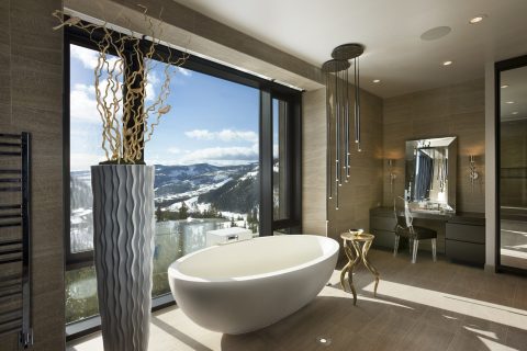 bathtub for two people