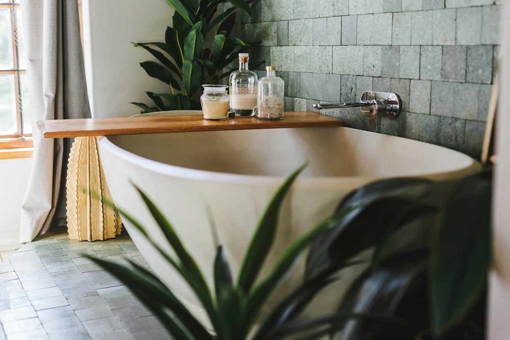 concrete-freestanding-bathtub